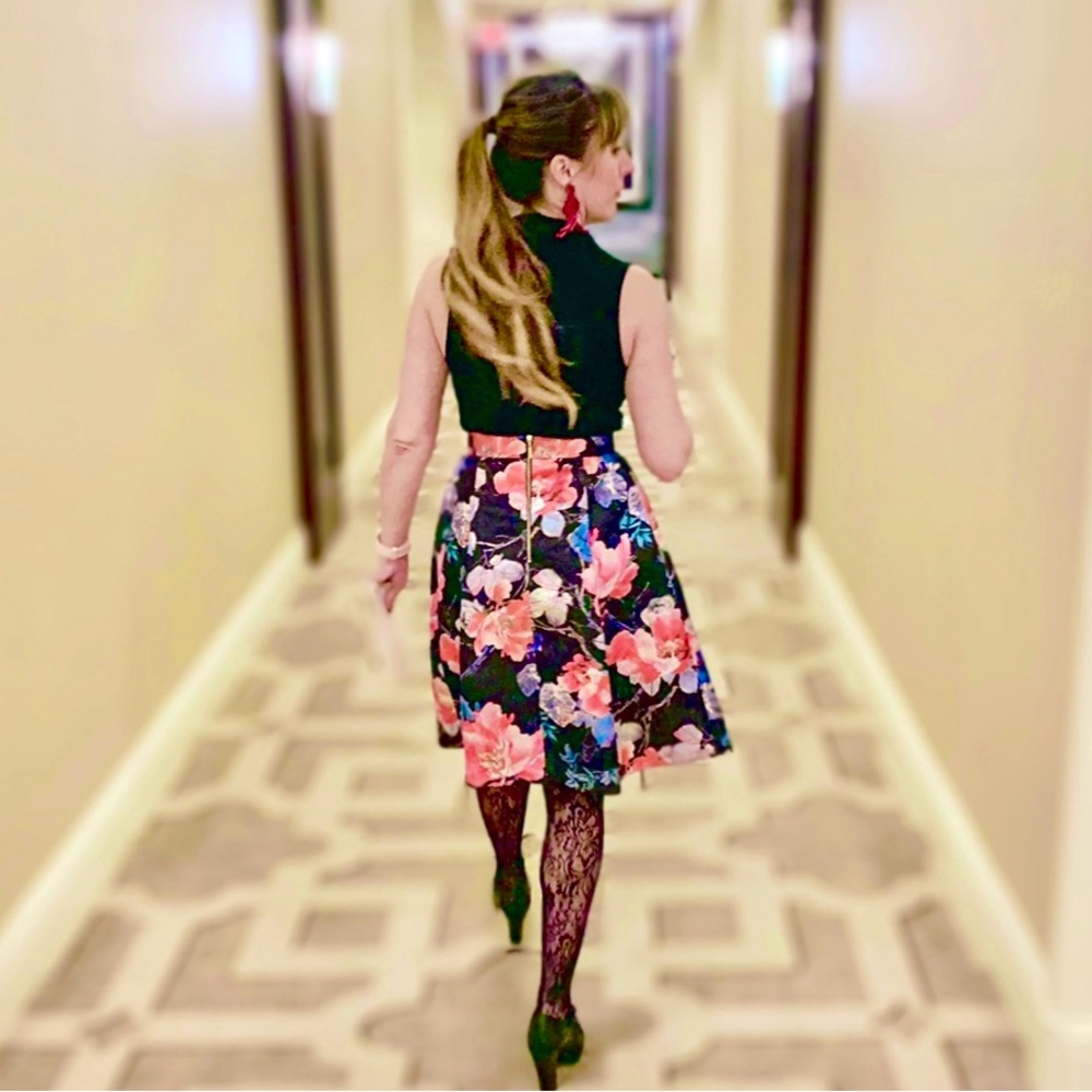 Antonio Melani Multicolor Floral Skirt - Size 2